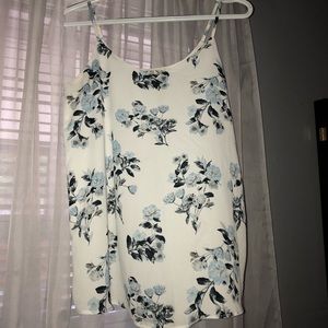 Floral Cropped Top Size M